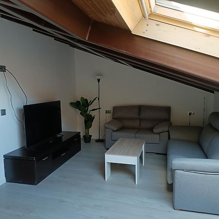 Apartamentos Turisticos Avila Puerta De La Santa 2-1 المظهر الخارجي الصورة